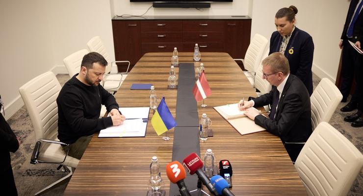 Україна уклала безпекову угоду ще з однією країною: деталі