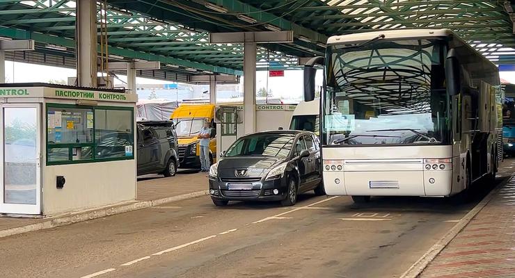 На границе с Молдовой заработал важный сервис для автобусов: о чем предупредили водителей