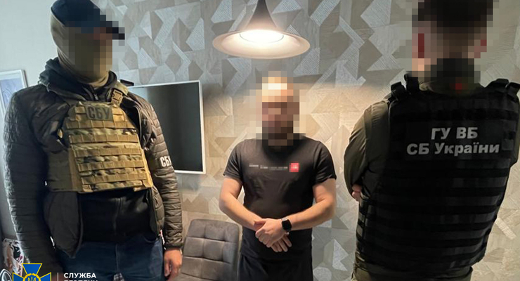 СБУ разоблачила мошенника, который выманивал деньги у семей пленных / ssu.gov.ua