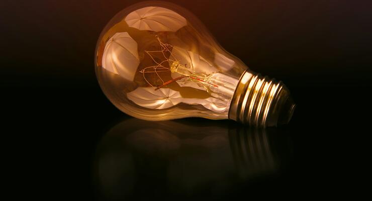 У Кабміні хочуть підвищити тариф на електроенергію для населення вже з 1 червня: наскільки може зрости ціна