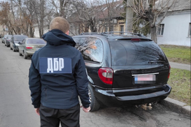 Военный хотел продать авто, предназначенные для ВСУ: ему грозит до 7 лет заключения