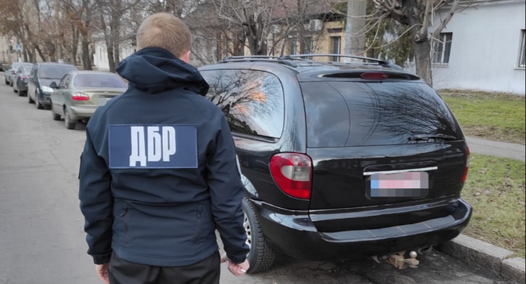 Військовослужбовця судитимуть за перепродаж авто для ЗСУ / dbr.gov.ua
