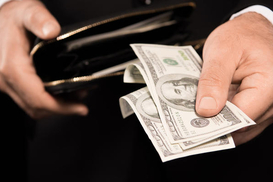 Курс валют на 16.05.2024: доллар подешевел, евро обновил максимум