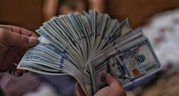 АРМА нашла в США $4 млн активов украинского мошенника