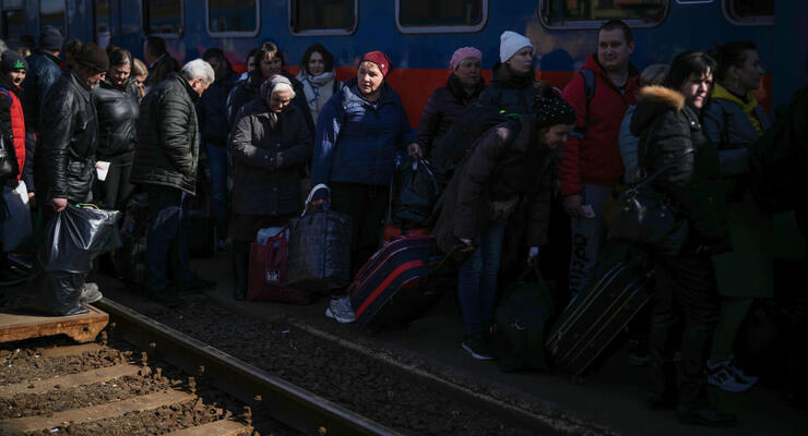 Уряд Чехії допоможе українським біженцям повернутися додому: що відомо