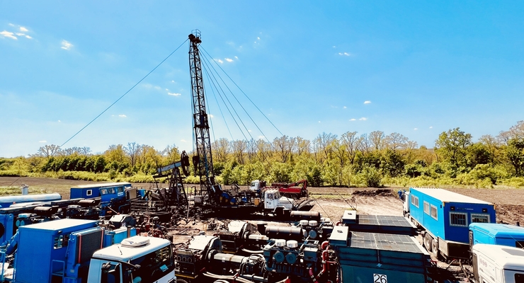 Укрнафта увеличила суточный дебит скважины в 25 раз / facebook.com/Ukrnafta