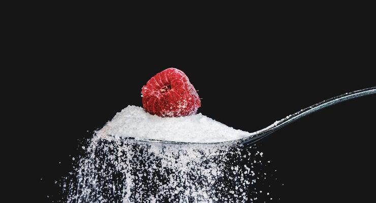 Українцям влаштують «солодке життя»: Кабмін заборонив експорт цукру до ЄС