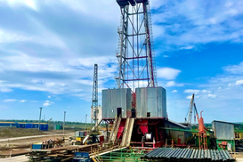 Укрнафта начала возводить новую глубокую скважину: детали