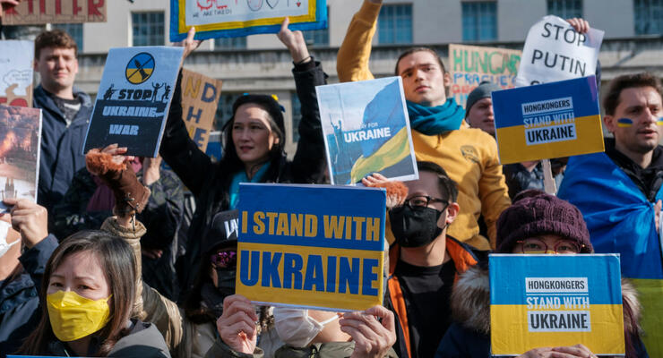 Почти 70 тысяч украинцев не вернулась из-за границы в этом году, но общее количество поездок сокращается