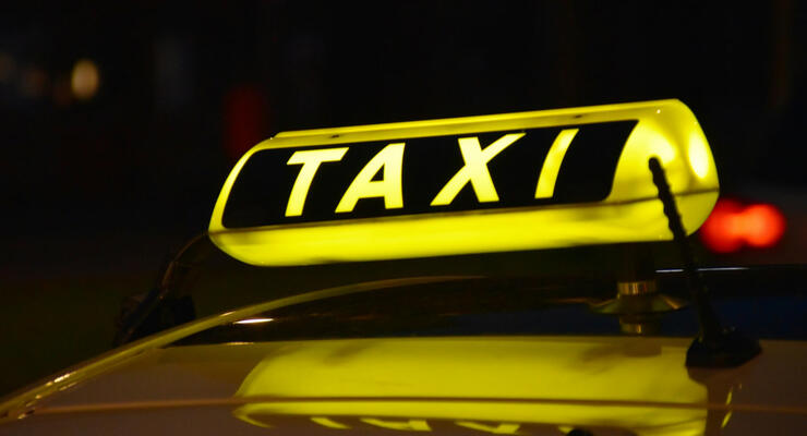 Мобилизация: киевские таксисты все чаще отказываются брать заказы