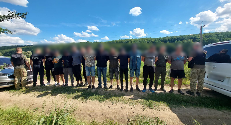 При спробі втекти до Молдови затримали 17 чоловіків / dpsu.gov.ua