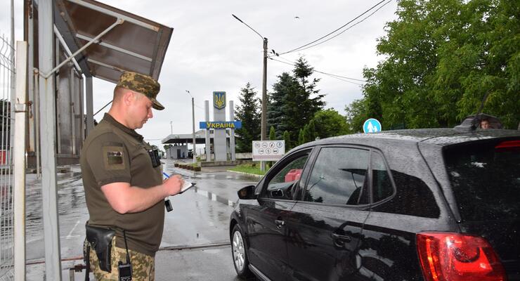 В ГПСУ рассказали, проверяют ли обновление данных у военнообязанных женщин на границе