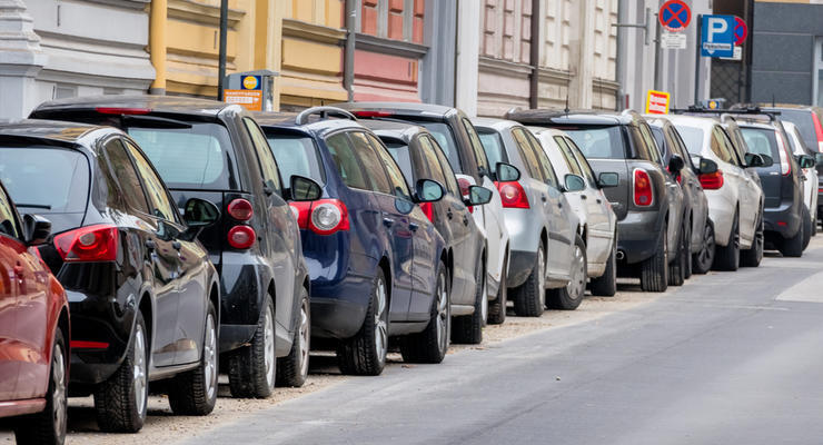 Українці повинні сплатити податки під час продажу авто: про що потрібно знати