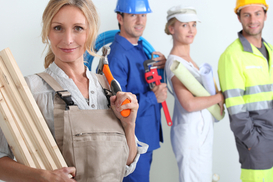 Украинки активно осваивают "мужские" профессии: на кого идут учиться