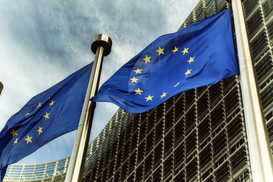 Когда вступит в силу роуминговый безвиз Украины с ЕС: Шмыгаль назвал дату