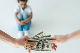 Более 90% должников - мужчины: в Украине стало больше долгов по алиментам