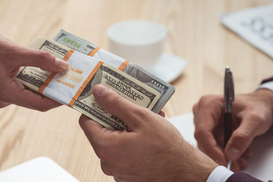 Под госгарантии: за время войны бизнес получил кредитов на 147,3 млрд грн