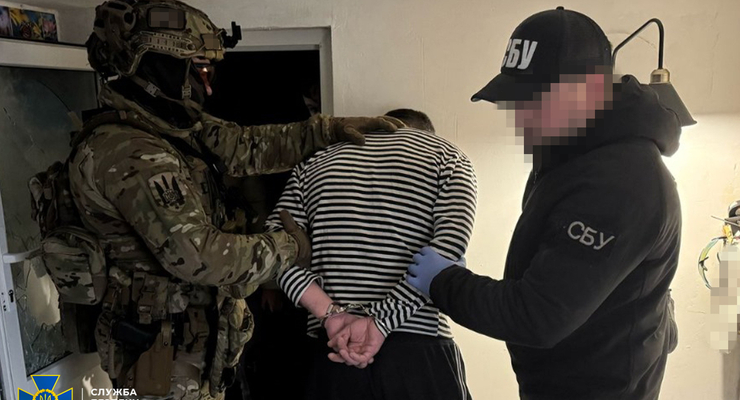 СБУ задержала торговцев "трофейным" оружием / ssu.gov.ua