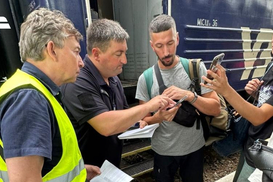 УЗ усилила проверку документов пассажиров: кого не пустили в поезда