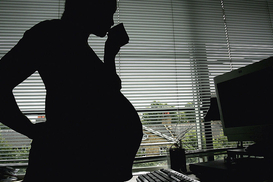 Женщины в Украине могут получить 3600 грн помощи: кто имеет право