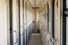 Реклама в поездах: Укрзализныця впервые через аукцион отберет оператора