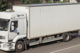 Получить права категории СЕ станет проще: что изменилось для водителей