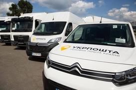 Укрпочта обновляет автопарк: откуда средства на новый транспорт