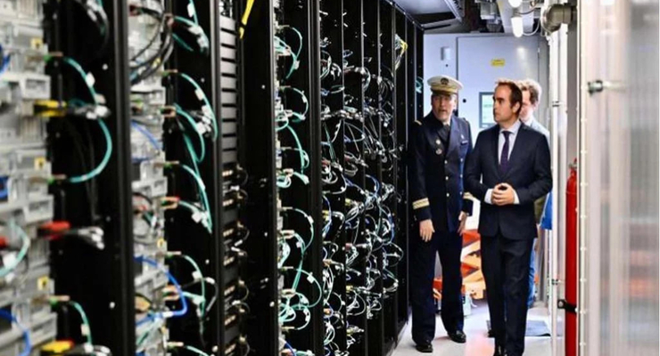 суперкомпьютер Asgard / defense.gouv.fr