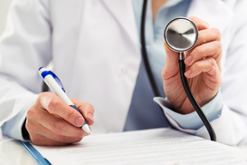 В Украине повысили зарплаты медикам: кто сколько будет получать