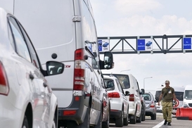 Сентябрьский скачок: Польша фиксирует наплыв украинцев 18-22 лет