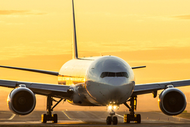 Каннибализм в авиации: РФ разбирает свои самолеты на запчасти