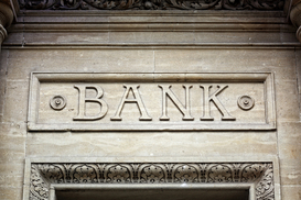 Активи 8 банків виставили на продаж: які в переліку