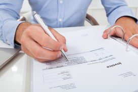 В Украине уменьшилось количество заблокированных налоговых накладных