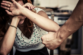 Домашнее насилие: как защитить себя и какую ответственность несет обидчик