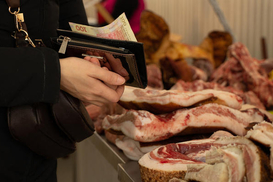 Украинцы платят больше за сало: почему растут цены на популярный продукт
