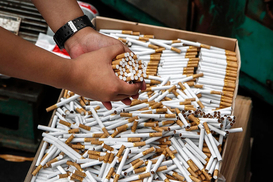 Чорний ринок сигарет в Україні б’є рекорди, попри перезавантаження БЕБ