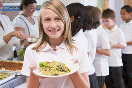 Безкоштовні обіди в школах: гаряче харчування отримують 2 млн українських дітей