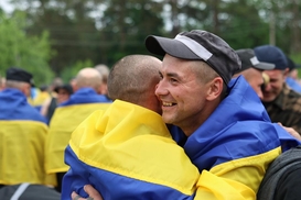 Кабмин выделил дополнительные деньги для освобожденных из плена – Свириденко