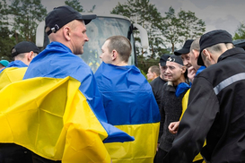 Виплата 50 тис грн: звільнені з неволі цивільні отримуватимуть допомогу