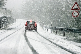 Сильный ветер и опасные осадки: украинцев предупредили о непогоде 8 января