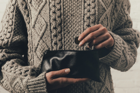 Соцвиплати у 2025 році: Мінфін розповів, куди пішли понад 400 млрд грн