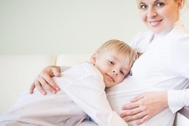 В Україні зросла мінімалка: як це вплинуло на лікарняні та декретні