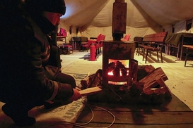 ЧС в энергетике: украинцам советуют иметь запасы еды, воды и лекарств