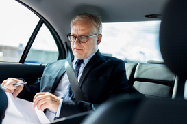 Работающие пенсионеры: сколько их и какая у них пенсия