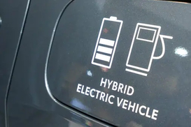 Провал на ринку: чому автогіганти масово відмовляються від Plug-in гібридів