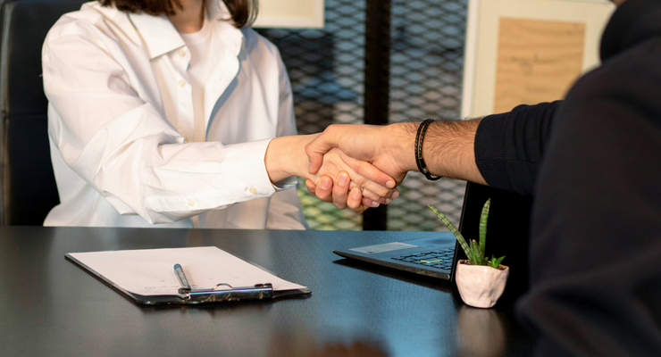 Mina Rad  / unsplash.com