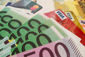 MasterCard или Visa: какую карту лучше брать украинцам при выезде в Европу