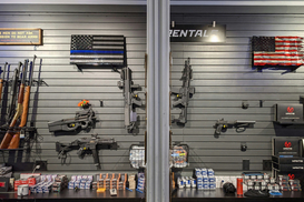 Легально і нелегально: скільки коштує купити зброю в Україні