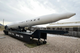 Секретные транспортеры: ВВС США обновляют парк техники для ядерных боеголовок