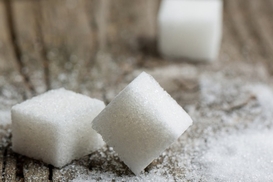 Ціни на цукор у світі впали до мінімуму: яка ситуація в Україні